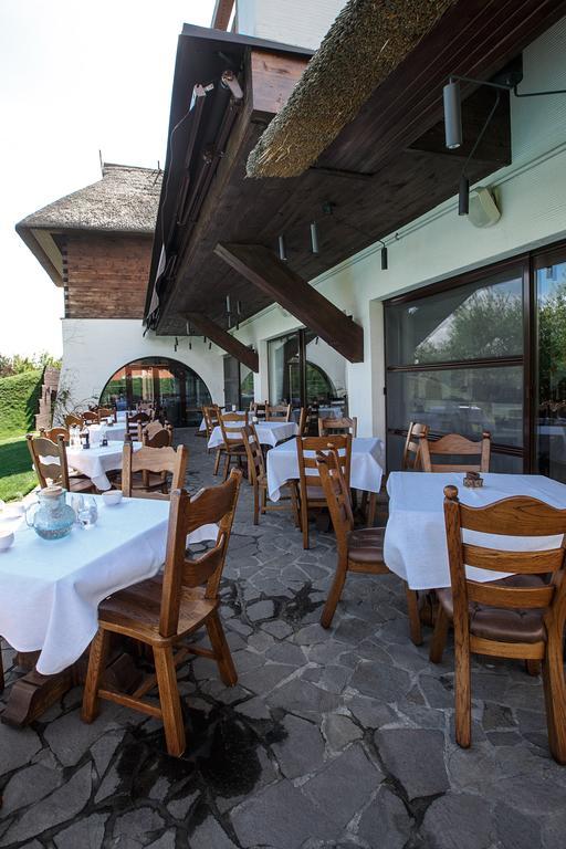 Gosteria Hata PODOPRYGORA Obukhivka Esterno foto